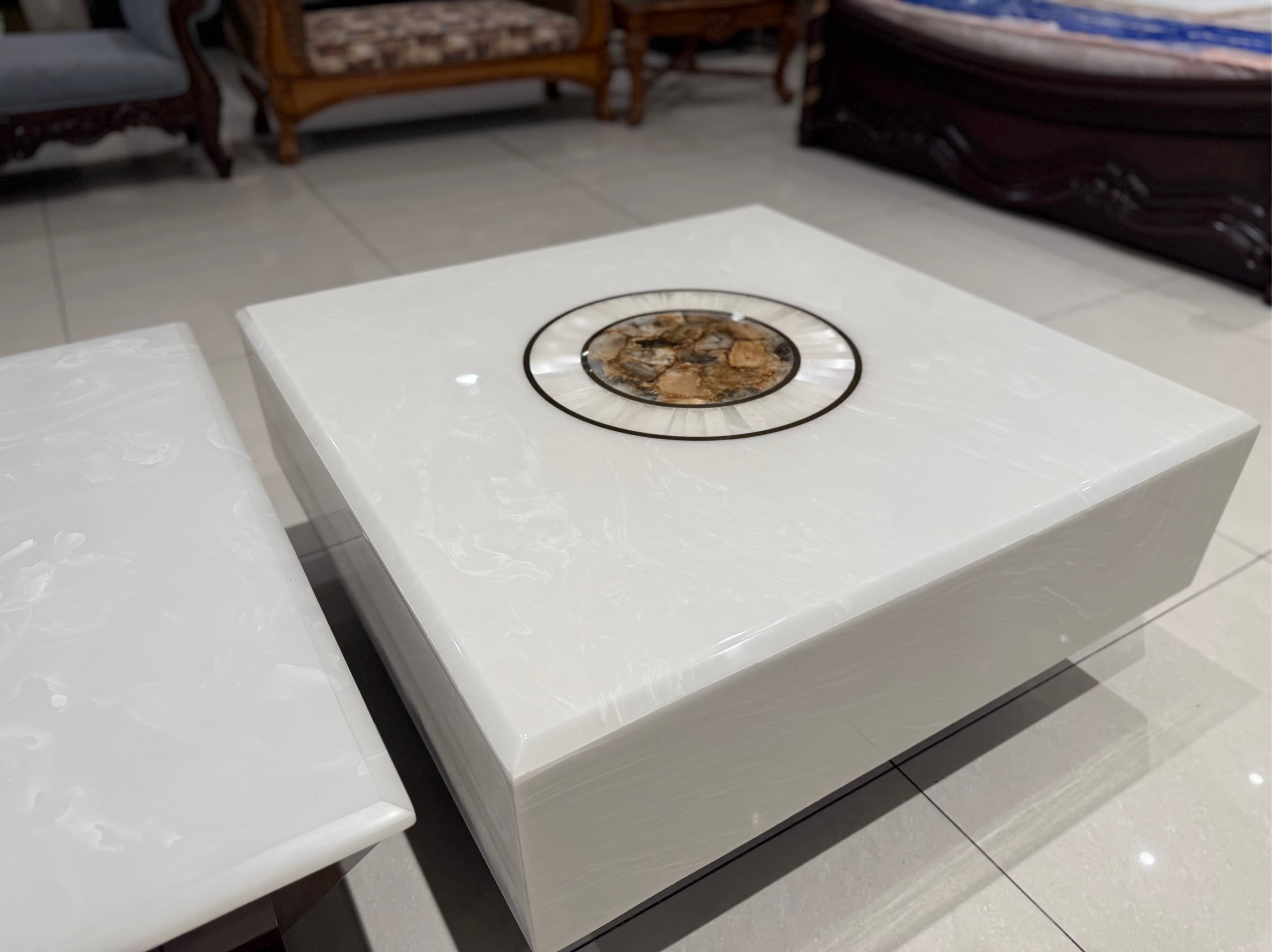 Elegant Centre Table 1